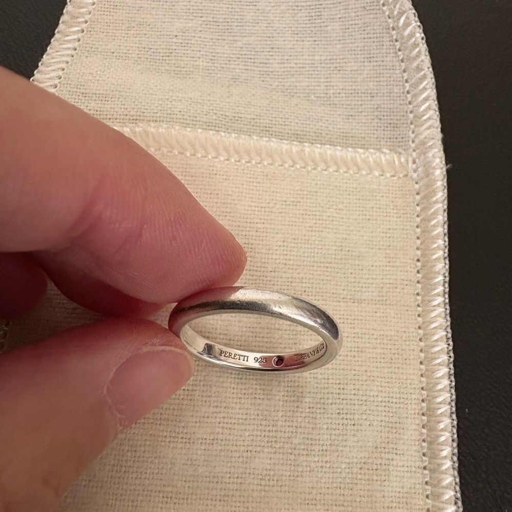 Tiffany & Co. Ring - Picture 5 of 6